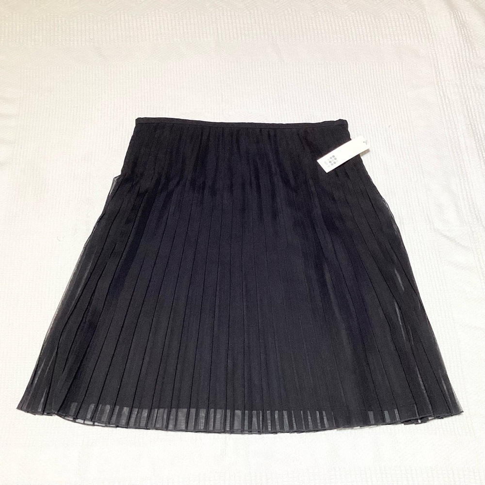 NWT Apt. 9 Size 12 Black Pleated Skirt Brand New!